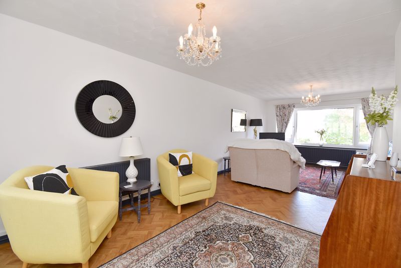 Sitting Room- click for photo gallery